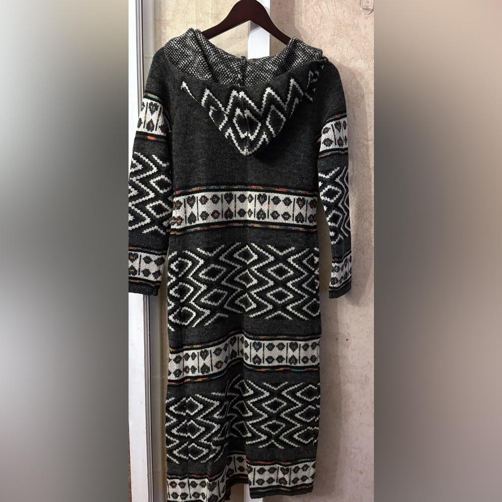 Slonl  Black Patterned Sweater Hooded Cardigan(B 38”L 48”) - Picture 2 of 4